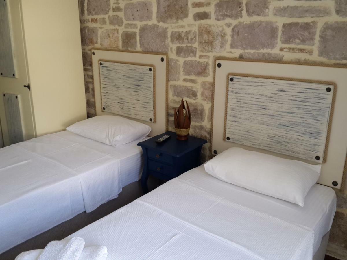 Gizemli Konak Ayvalik Luaran gambar