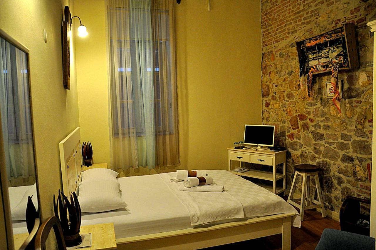 Gizemli Konak Ayvalik Luaran gambar